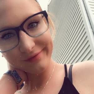 Meet your Posher, Kaitlyn